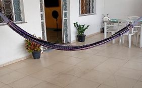 Casa inteira com 3 quartos Próxima ao Centro